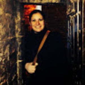 Meet your Posher, Laura